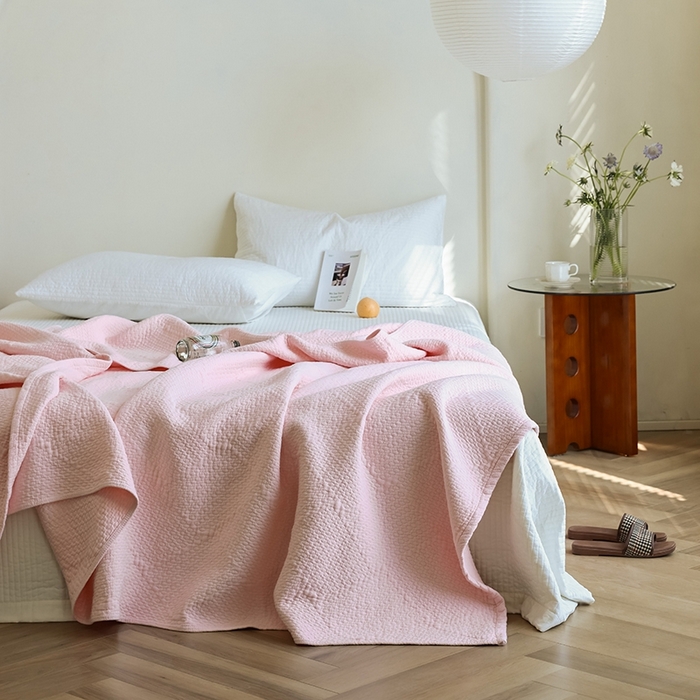 91家纺网 家纺一手货源 找家纺 （总）雯雨家纺2025新款A类全棉加厚六层纱提花纯色盖毯