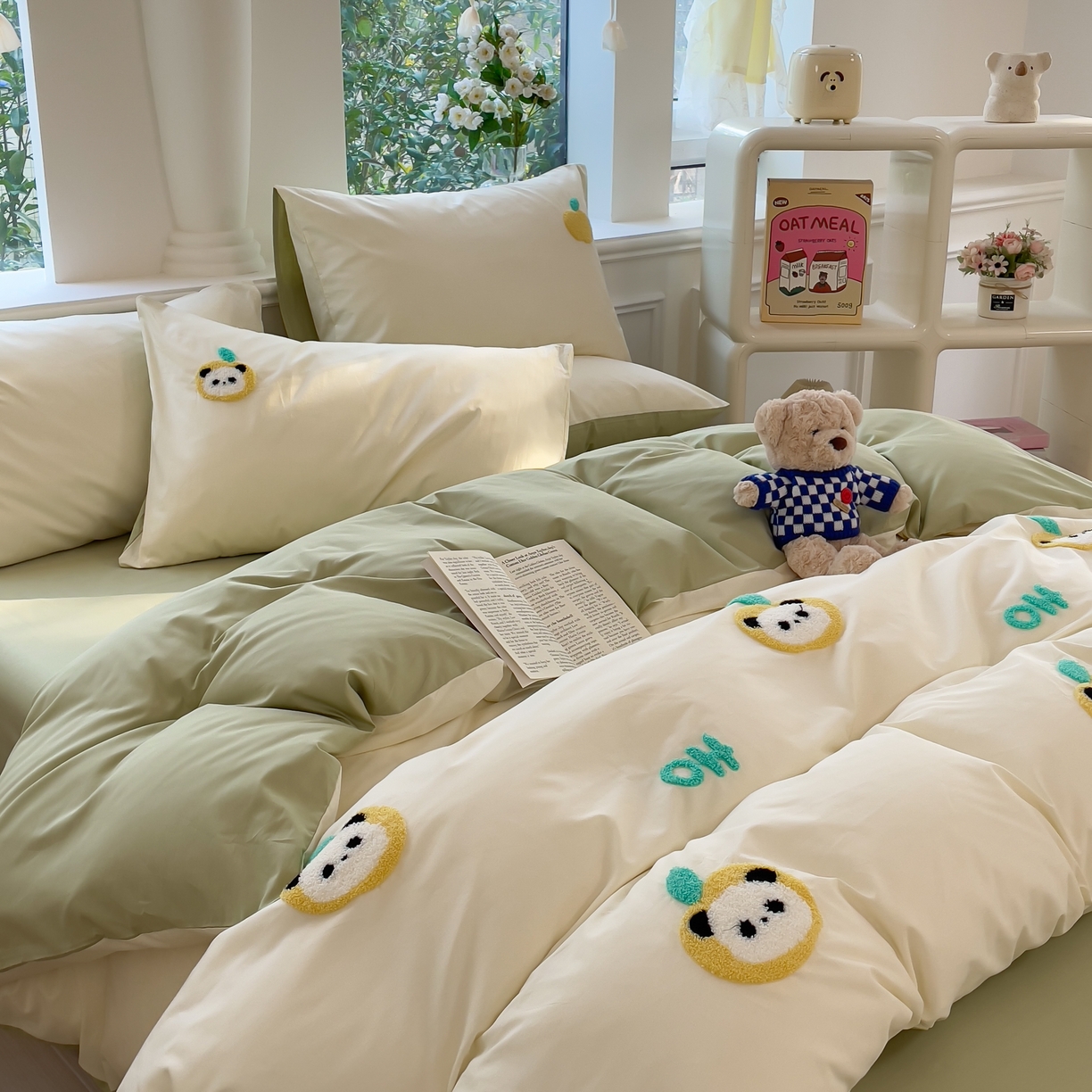 91家纺网 家纺一手货源 找家纺 锦觅家纺  2025新款奶油小清新毛巾绣全棉纯棉四件套-风格一（专版散花必须控价） 苹果熊猫