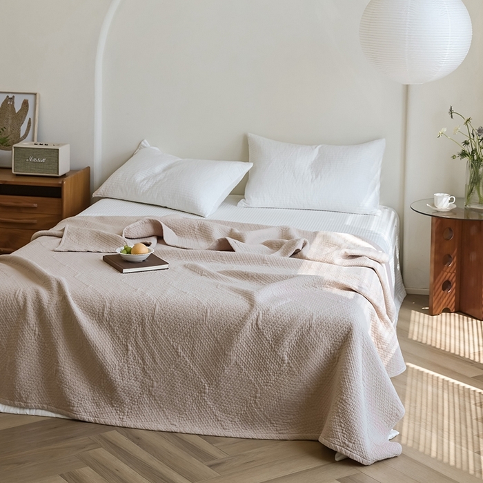 91家纺网 家纺一手货源 找家纺 雯雨家纺2025新款A类全棉加厚六层纱提花纯色盖毯 六层纱-卡其