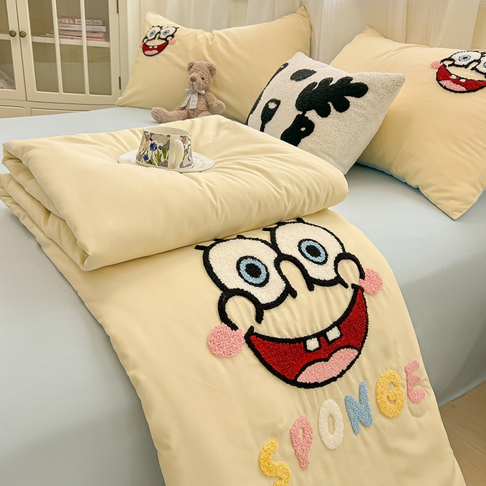 91家纺网 家纺一手货源 找家纺 眠帛家居 2025新款A类水洗皱皱纱毛巾绣夏被四件套 绵小宝