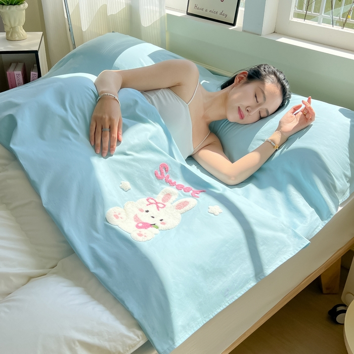 91家纺网 家纺一手货源 找家纺 柒星睡袋 2025新款款40支全棉纯色毛巾绣可拆分隔脏睡袋 小白兔 蓝