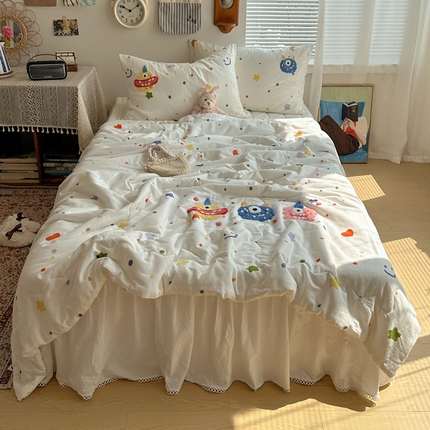 曼町家居 全棉双层纱毛巾绣夏被三件套 哆啦趣梦