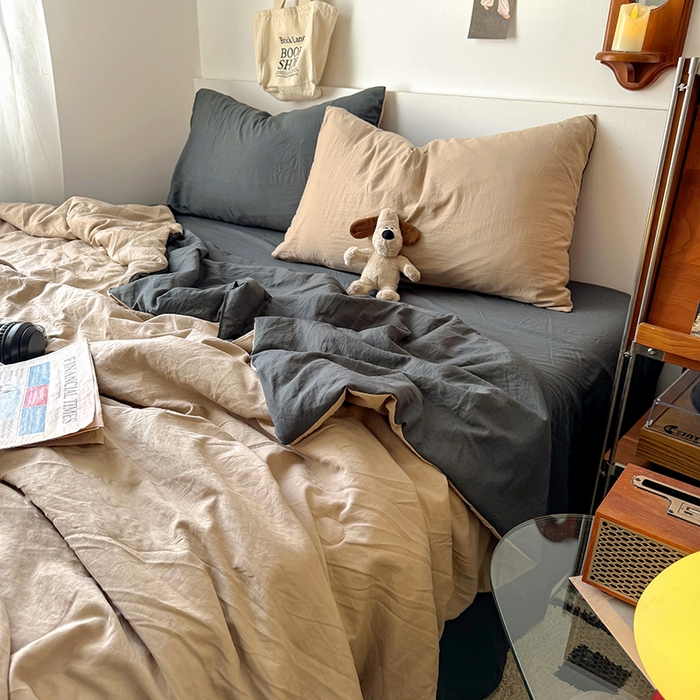 91家纺网 家纺一手货源 找家纺 耀达家居 2025新款水洗棉双拼夏被四件套 奶茶➕高级灰