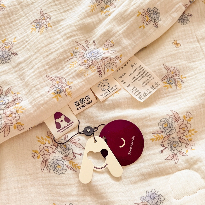 91家纺网 家纺一手货源 找家纺 薇玛仕 2025新款A类全棉双层皱皱纱印花款大豆夏凉被空调被儿童被被子被芯 蝶舞花开