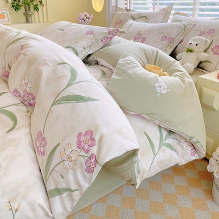 星期三  2025年4月新款铂金全棉纯棉13372四件套 加微信有会员价 花枝草蔓