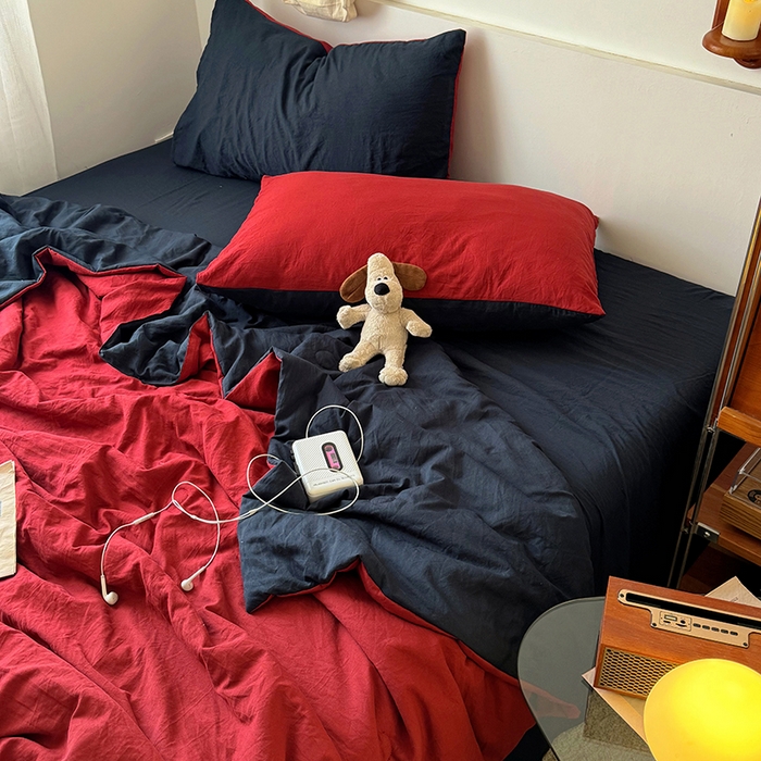 91家纺网 家纺一手货源 找家纺 耀达家居 2025新款水洗棉双拼夏被四件套 安可拉红➕藏蓝