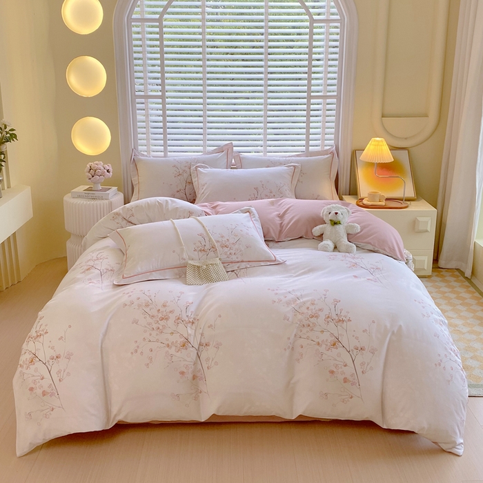 91家纺网 家纺一手货源 找家纺 星期三  2025年4月新款铂金全棉纯棉13372四件套 加微信有会员价 棠影寻-粉