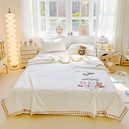 海岛哥哥 2025年新款绣花夏被 三只小熊-咖