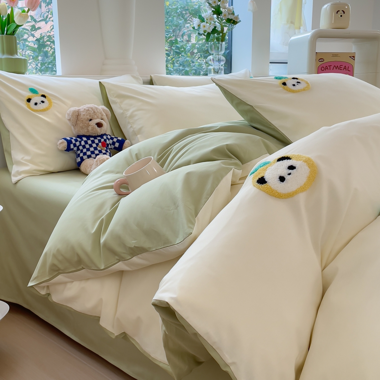 91家纺网 家纺一手货源 找家纺 锦觅家纺  2025新款奶油小清新毛巾绣全棉纯棉四件套-风格一（专版散花必须控价） 苹果熊猫