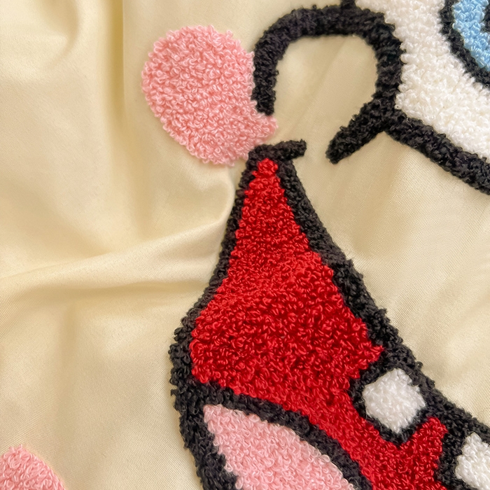 91家纺网 家纺一手货源 找家纺 眠帛家居 2025新款A类水洗皱皱纱毛巾绣夏被四件套 绵小宝