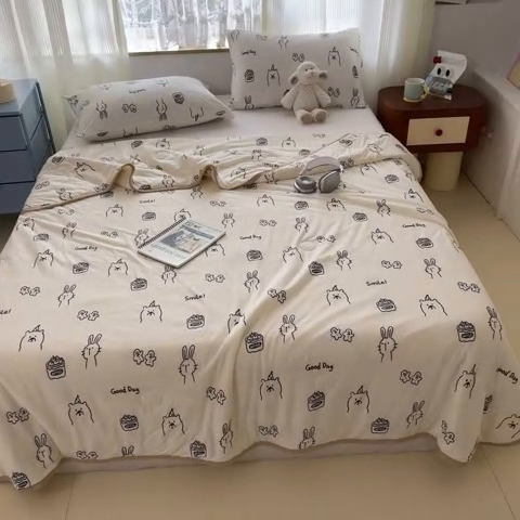 91家纺网 家纺一手货源 找家纺 葡萄家 2025新款A类母婴级大豆纤维牛奶丝针织棉夏凉被（提供买家秀）简笔画