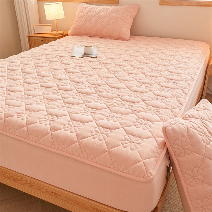 91家纺网 家纺一手货源 找家纺 3C 2025新款A类全棉四叶草防水隔脏床笠 防水 浅语-香妃粉