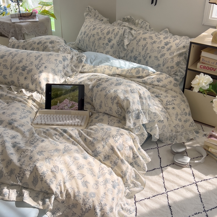 91家纺网 家纺一手货源 找家纺 希丞家居 2025新款云感提花双层纱花边四件套 魔法森林