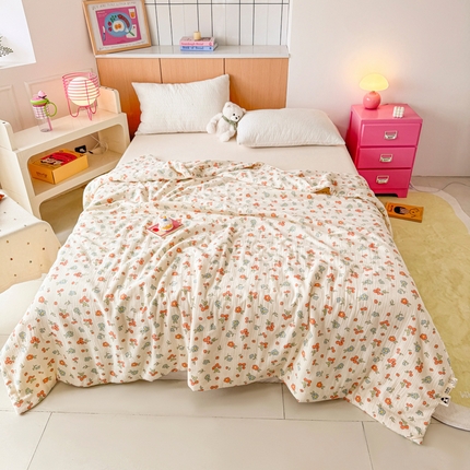 91家纺网 家纺一手货源 找家纺 （总）薇玛仕 2025新款A类全棉双层皱皱纱印花款大豆夏凉被空调被儿童被被子被芯