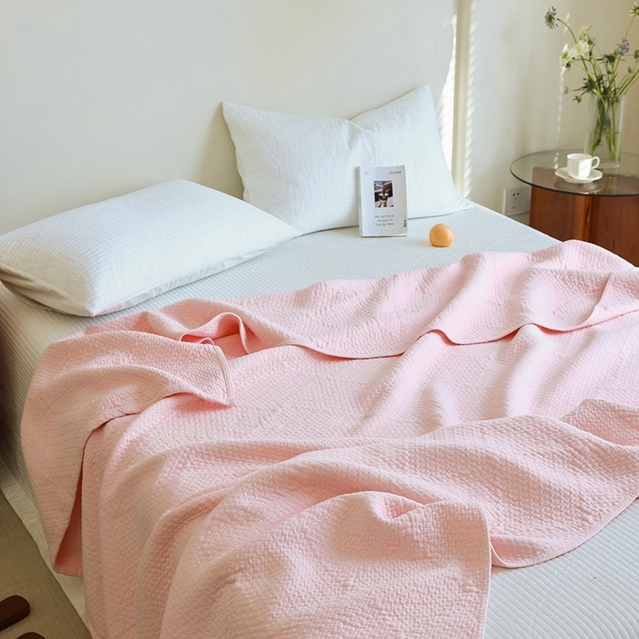 91家纺网 家纺一手货源 找家纺 （总）雯雨家纺2025新款A类全棉加厚六层纱提花纯色盖毯