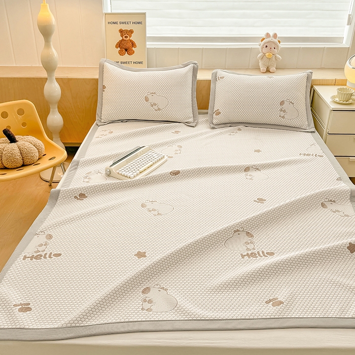 91家纺网 家纺一手货源 找家纺 绣女坊 2025新款冰豆豆提花凉席三件套 卡皮巴拉-卡其