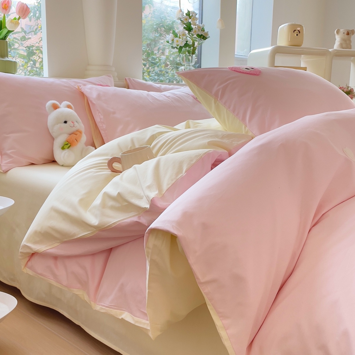 91家纺网 家纺一手货源 找家纺 锦觅家纺  2025新款奶油小清新毛巾绣全棉纯棉四件套-风格一（专版散花必须控价） 大眼爱心