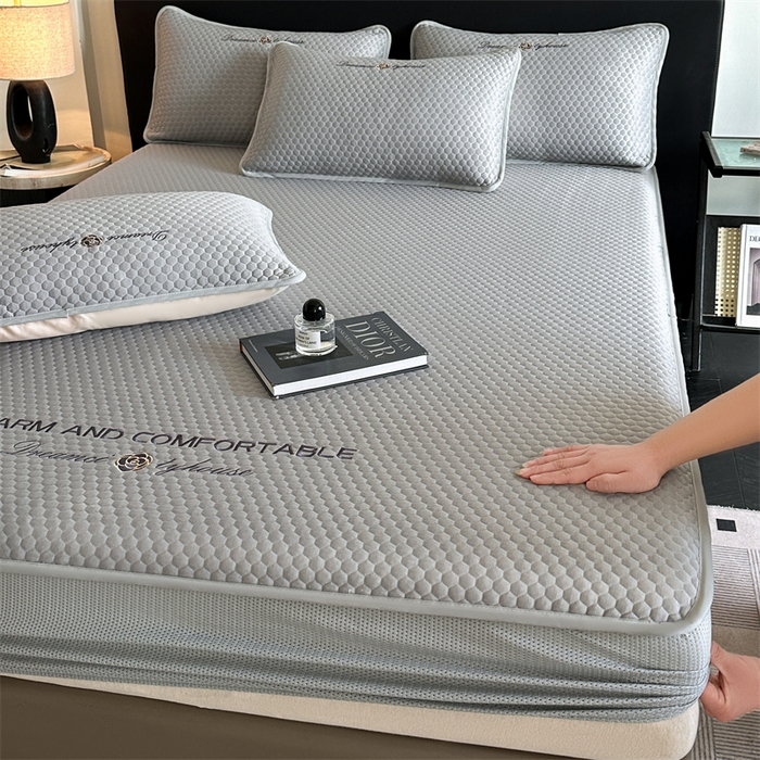 91家纺网 家纺一手货源 找家纺 笙意家纺 2025新款豆豆凉感软席-兰娜 兰娜-淡雅灰