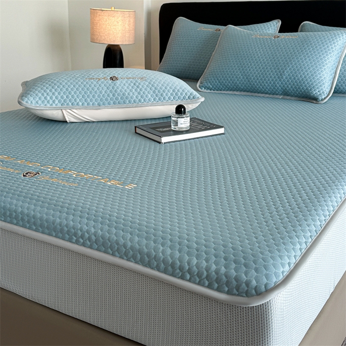 91家纺网 家纺一手货源 找家纺 笙意家纺 2025新款豆豆凉感软席-兰娜 兰娜-冰川绿