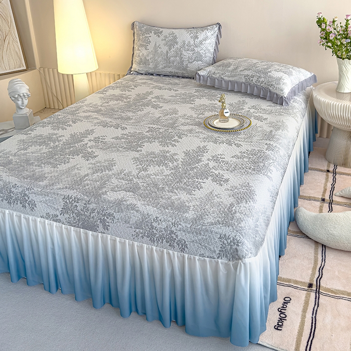 91家纺网 家纺一手货源 找家纺 冬然家纺 2025新款冰豆豆席子凉席床裙款 梦幻森林-灰