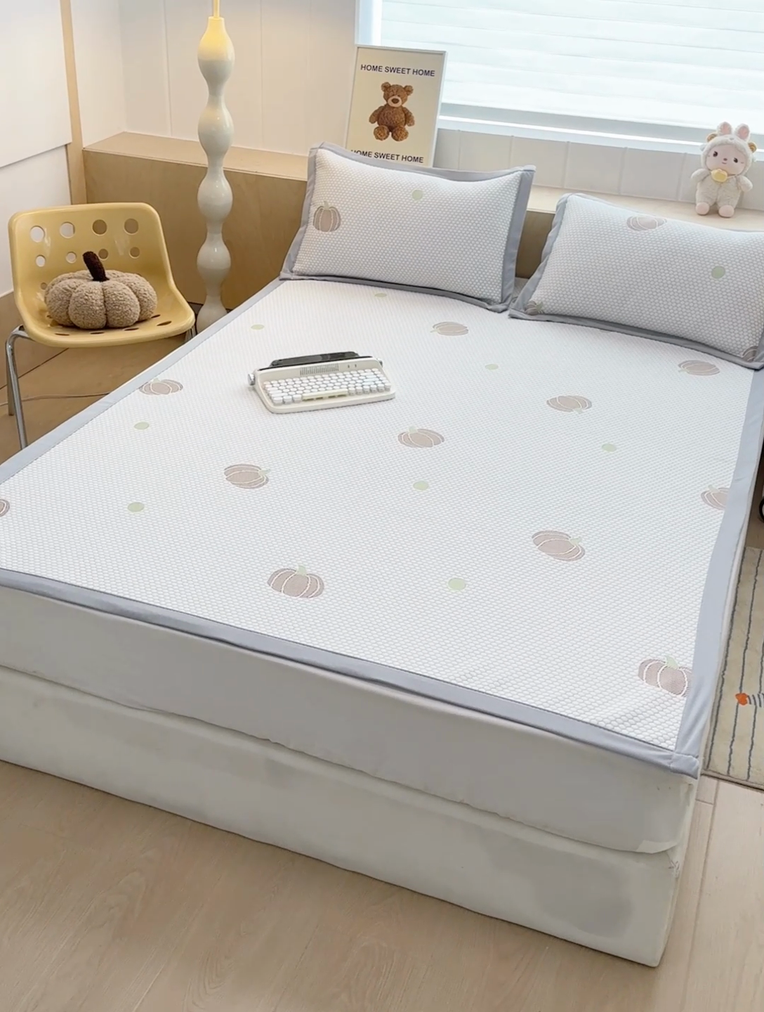 91家纺网 家纺一手货源 找家纺 绣女坊 2025新款冰豆豆提花凉席三件套 南瓜