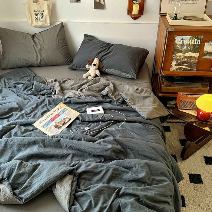 91家纺网 家纺一手货源 找家纺 耀达家居 2025新款水洗棉双拼夏被四件套 高级灰➕烟灰