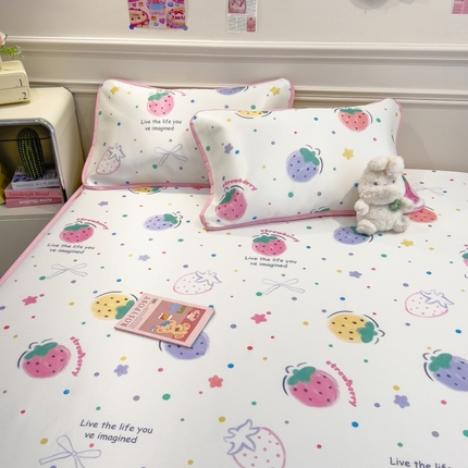 91家纺网 家纺一手货源 找家纺 摩妮卡 2025新款小清新碳光冰丝枕套 彩莓逸趣