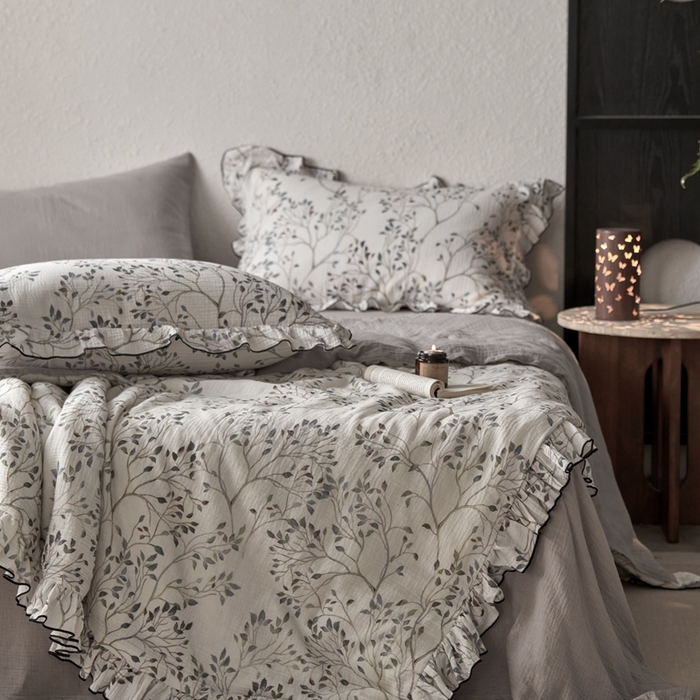 91家纺网 家纺一手货源 找家纺 安莱生活2025新款A类全棉双层皱皱纱夏凉被 夏被  常青藤