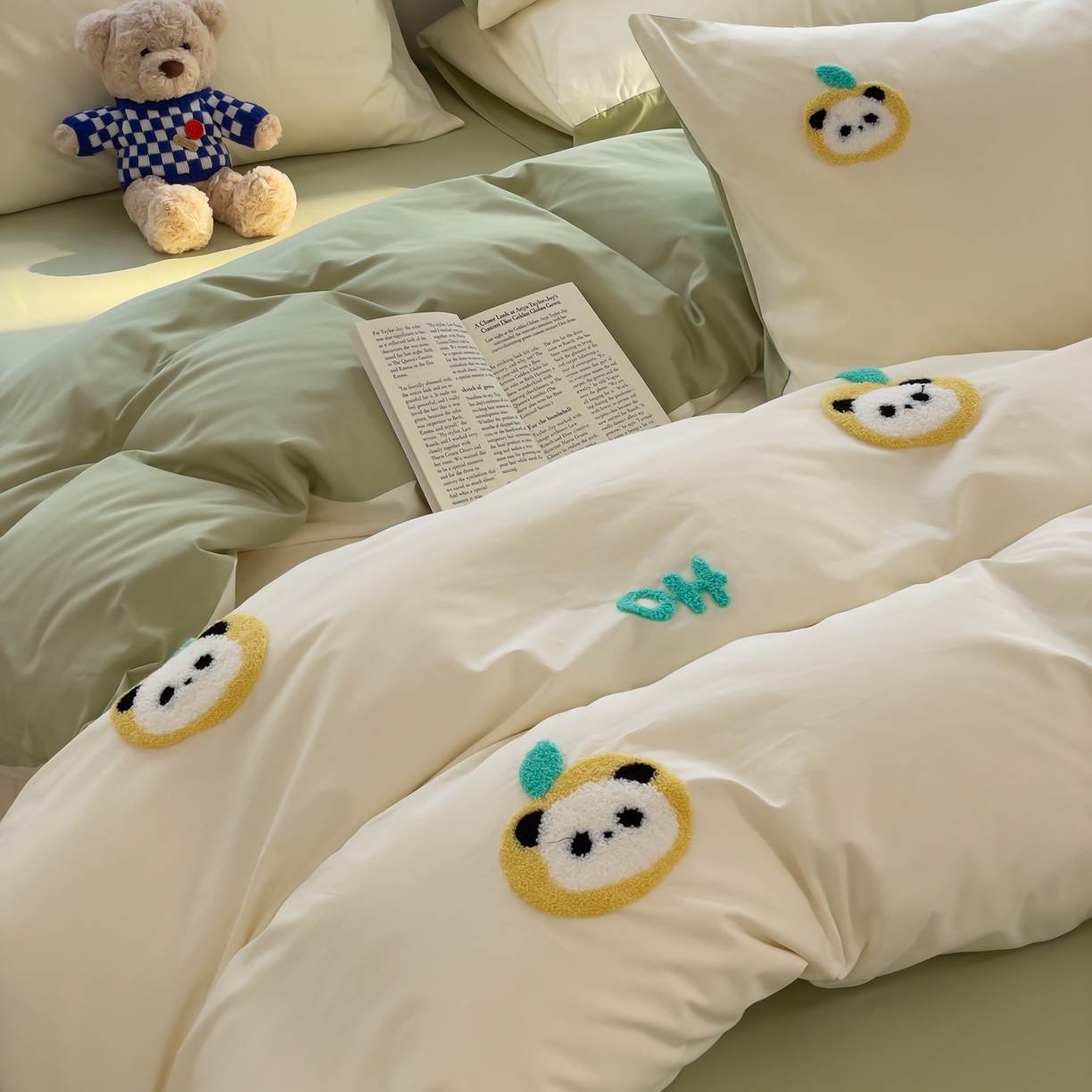 91家纺网 家纺一手货源 找家纺 锦觅家纺  2025新款奶油小清新毛巾绣全棉纯棉四件套-风格一（专版散花必须控价） 苹果熊猫