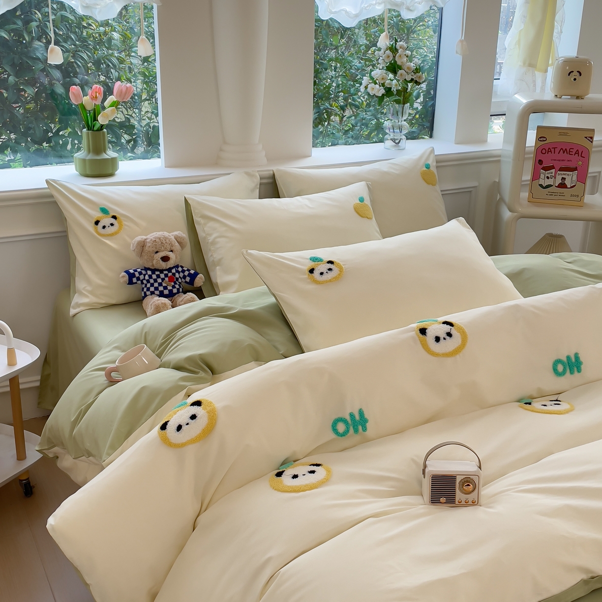 91家纺网 家纺一手货源 找家纺 锦觅家纺  2025新款奶油小清新毛巾绣全棉纯棉四件套-风格一（专版散花必须控价） 苹果熊猫