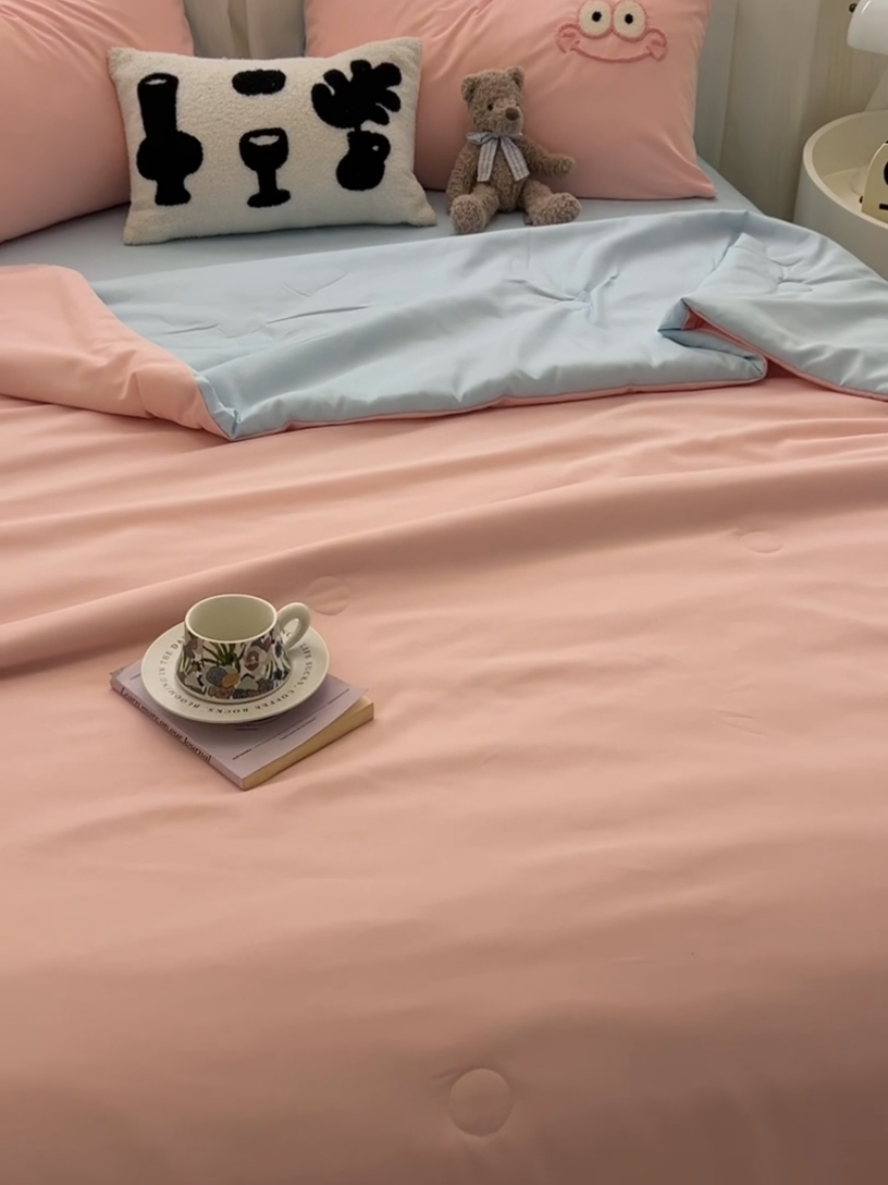 91家纺网 家纺一手货源 找家纺 眠帛家居 2025新款A类水洗皱皱纱毛巾绣夏被四件套 星小宝