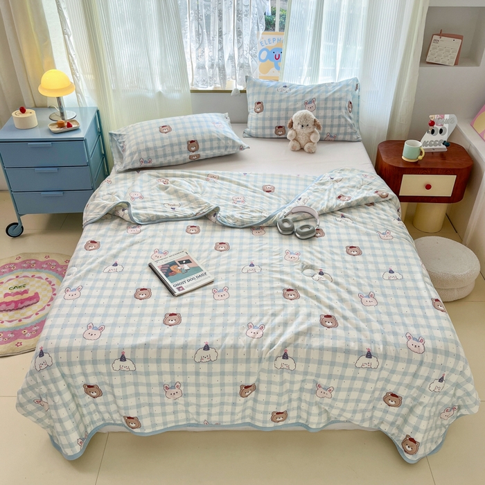 91家纺网 家纺一手货源 找家纺 葡萄家 2025新款A类母婴级大豆纤维牛奶丝针织棉夏凉被（提供买家秀）格子小熊