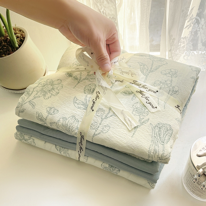 91家纺网 家纺一手货源 找家纺 初念 2025新款云感针织双层纱三件套-四件套【提供买家秀】 海像森林