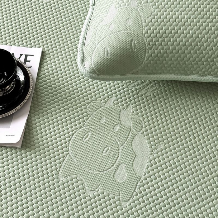 91家纺网 家纺一手货源 找家纺 卡罗兰 2025新款豆豆凉席PE提花豆豆席奶牛系列-床笠款 绿色