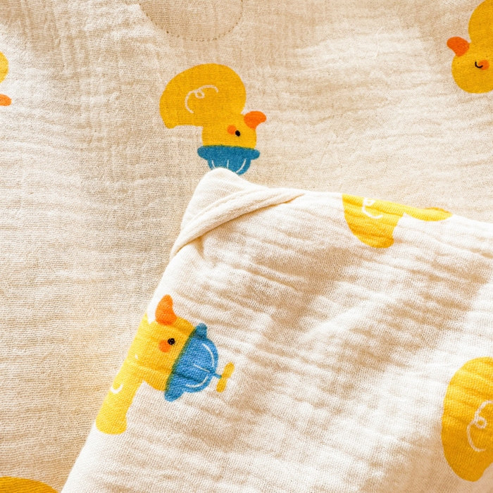 91家纺网 家纺一手货源 找家纺 薇玛仕 2025新款A类全棉双层皱皱纱印花款大豆夏凉被空调被儿童被被子被芯 小黄鸭