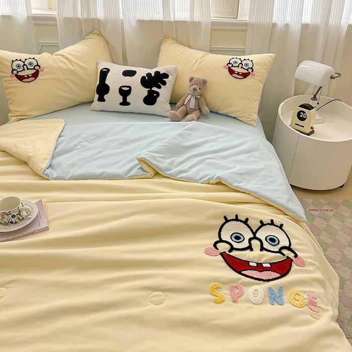 91家纺网 家纺一手货源 找家纺 眠帛家居 2025新款A类水洗皱皱纱毛巾绣夏被四件套 绵小宝