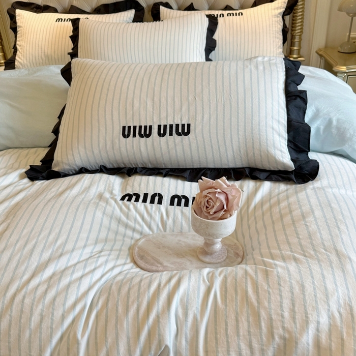 91家纺网 家纺一手货源 找家纺 千希家纺2025新款法式小香风四件套 法式条纹-繁星蓝