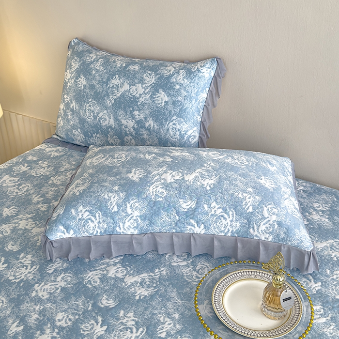 91家纺网 家纺一手货源 找家纺 冬然家纺 2025新款冰豆豆席子凉席床裙款 梦幻玫瑰-兰