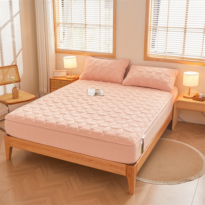 91家纺网 家纺一手货源 找家纺 3C 2025新款A类全棉四叶草防水隔脏床笠 防水 浅语-香妃粉