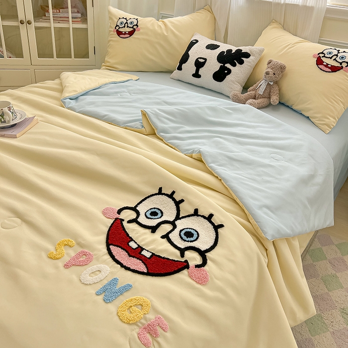 91家纺网 家纺一手货源 找家纺 眠帛家居 2025新款A类水洗皱皱纱毛巾绣夏被四件套 绵小宝