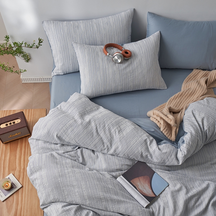 91家纺网 家纺一手货源 找家纺 千朵森  2025新款全棉色织提花条纹四件套 提花条纹-蓝