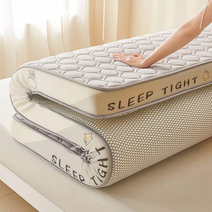 91家纺网 家纺一手货源 找家纺 锦逸2025新款牛奶丝乳胶床垫 六边形黑