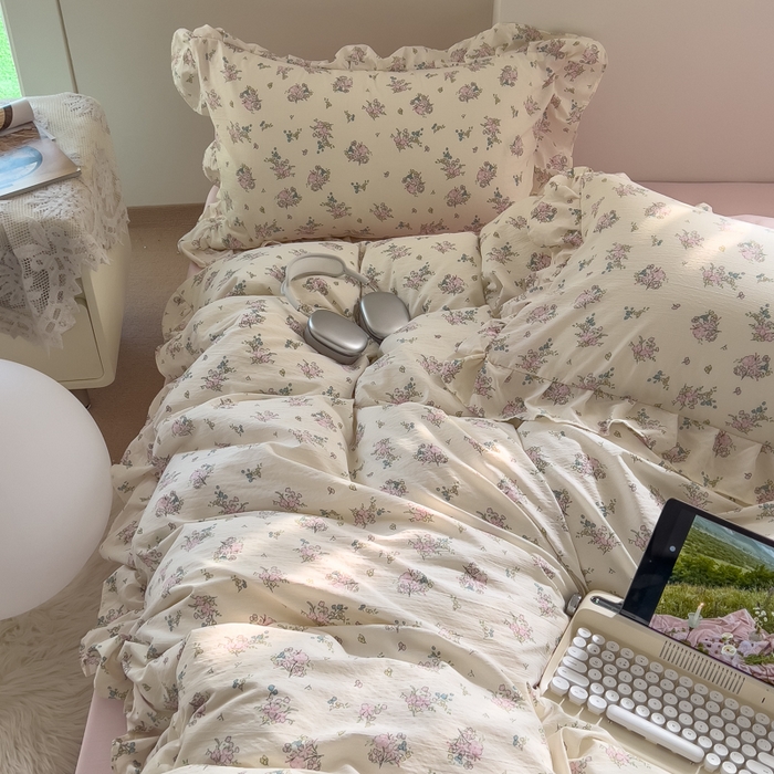 91家纺网 家纺一手货源 找家纺 希丞家居 2025新款云感提花双层纱花边四件套 梨梦