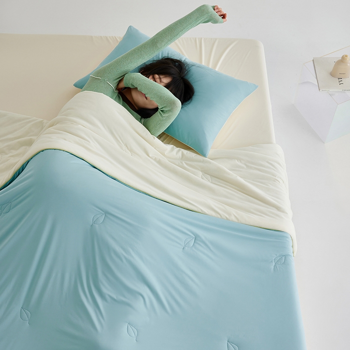 91家纺网 家纺一手货源 找家纺 莱福仕家纺 2025新款凉感兰精天丝夏被系列 松石蓝