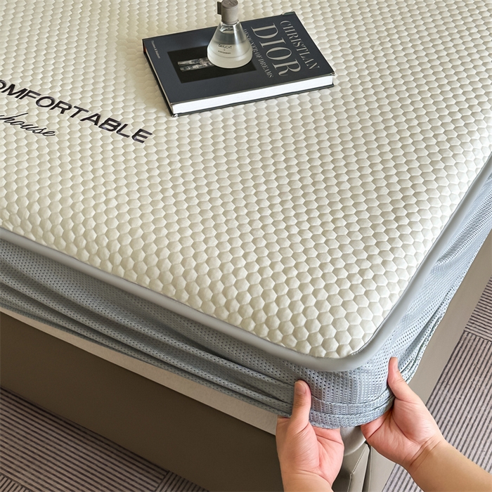 91家纺网 家纺一手货源 找家纺 笙意家纺 2025新款豆豆凉感软席-兰娜 兰娜-柔光白