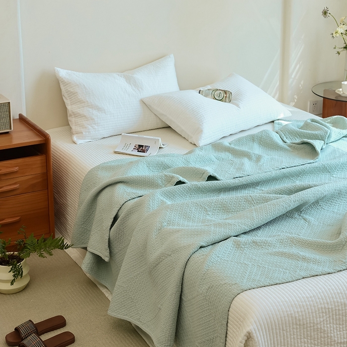 91家纺网 家纺一手货源 找家纺 雯雨家纺2025新款A类全棉加厚六层纱提花纯色盖毯 六层纱-浅绿