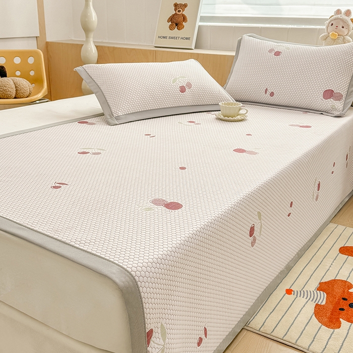 91家纺网 家纺一手货源 找家纺 绣女坊 2025新款冰豆豆提花凉席三件套 樱桃