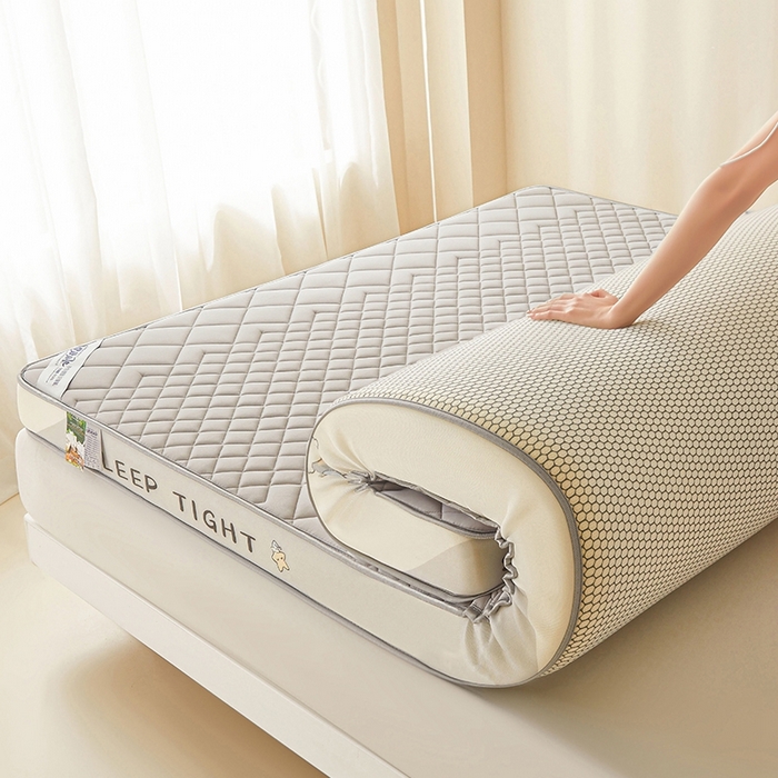 91家纺网 家纺一手货源 找家纺 锦逸2025新款牛奶丝乳胶床垫 菱形格黑