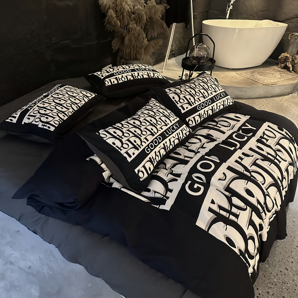 91家纺网 家纺一手货源 找家纺 丽斐 2025新款磨毛数码印花四件套 磨毛黑迪