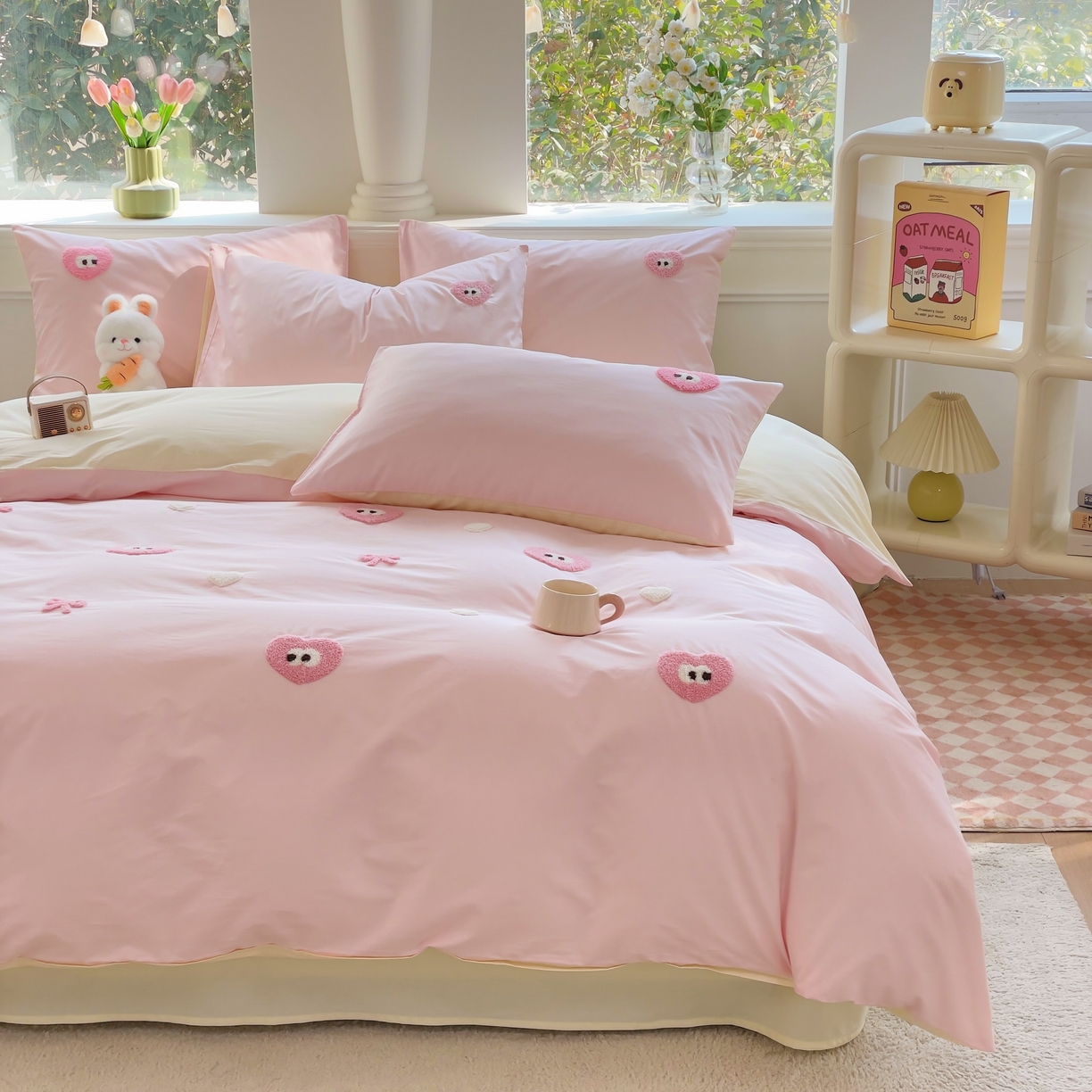 91家纺网 家纺一手货源 找家纺 锦觅家纺  2025新款奶油小清新毛巾绣全棉纯棉四件套-风格一（专版散花必须控价） 大眼爱心